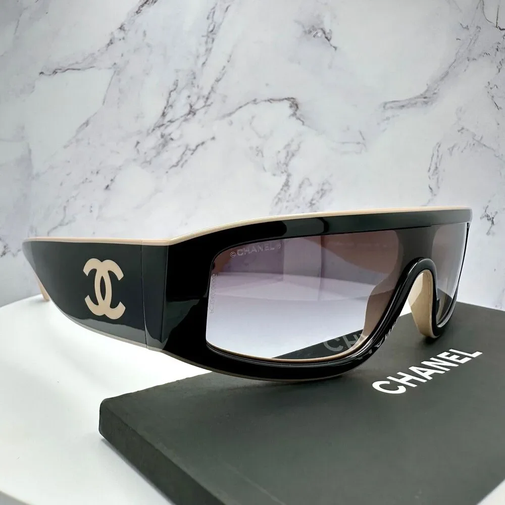 New CHANEL Sunglasses - Picture 14 of 16